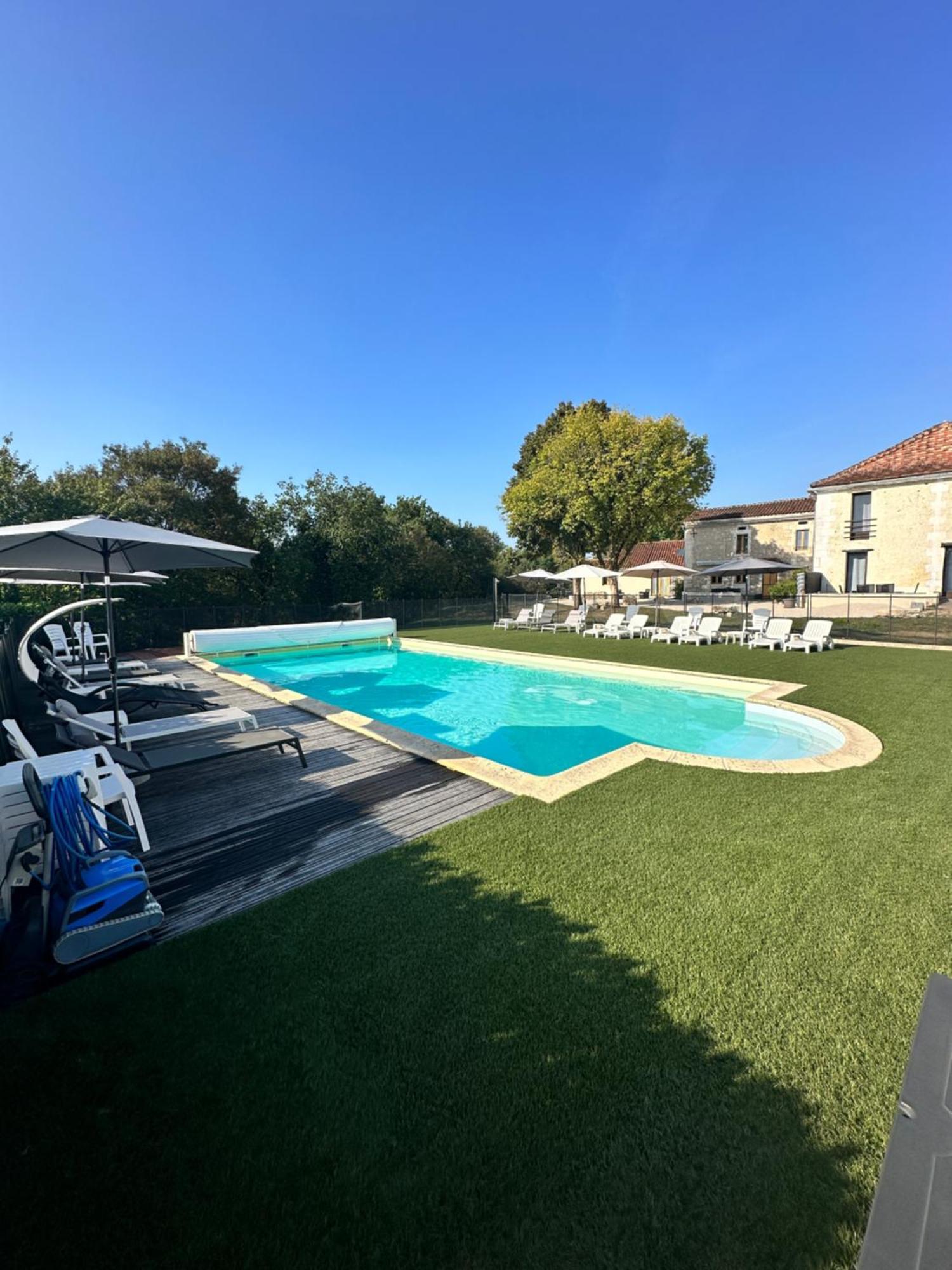 Vila Domaine De La Roche Chabrelle Saint-Just  Exteriér fotografie
